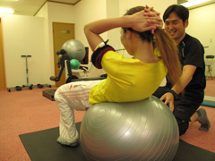 マンツーマン指導の加圧トレーニング